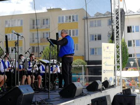 FESTIVAL DECHOVÝCH HUDEB ZA NÁMI
